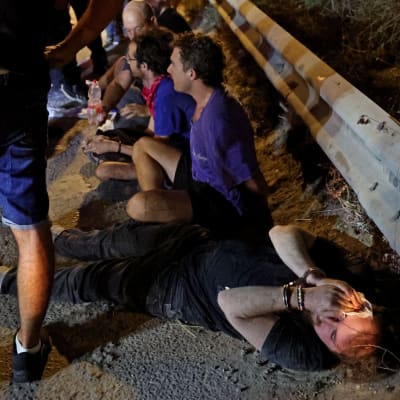 Pidätettyjä mielenosoittajia Israelin hallituksen oikeusjärjestelmän uudistuslain vastaisessa mielenosoituksessa Tel Avivissa 20. heinäkuuta 2023.