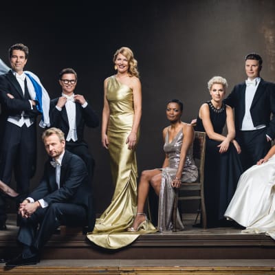 Kuvassa vas. Heikki Ali-Hokka, Marja Sannikka, Jaakko Selin, Jussi-Pekka Rantanen, Riku Riihilahti, Sami Sykkö, Piia Pasanen, Denise Wall, Sanna Savikko, Markus Liimatainen, Katja Johansson ja Salla Paajanen.