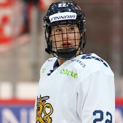Emma Nuutinen spelar för det finska landslaget.