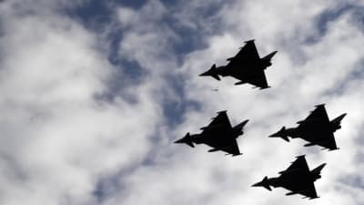 Eurofighter-plan visar upp sig på nationaldagen i Spanien. 
