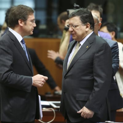 Portugals premiärminister Pedro Passos Coelho och kommissionens ordförade Jose Manuel Barroso.