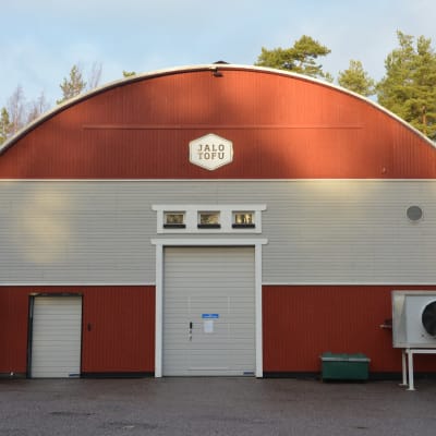 Jalofoods produktionsbyggnad i Ekenäs.