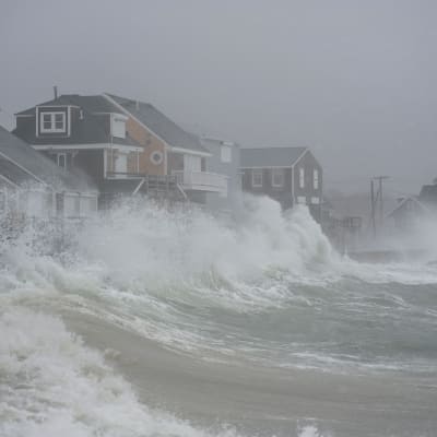 Scituate, Massachusetts, har drabbats hårt av stormen och högt vatten.