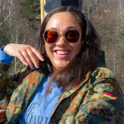 Suomalainen toimittaja, kääntäjä ja kirjailija Koko Hubara. 14.4.2021.