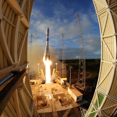ESAn satellitti Sentinel-1B ammuttiin avaruuteen venäläisellä Sojuz-kantoraketilla Ranskan Guayanasta maanantaina 25.4.2016.