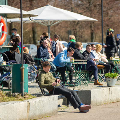 Uteservering i Helsingfors. 