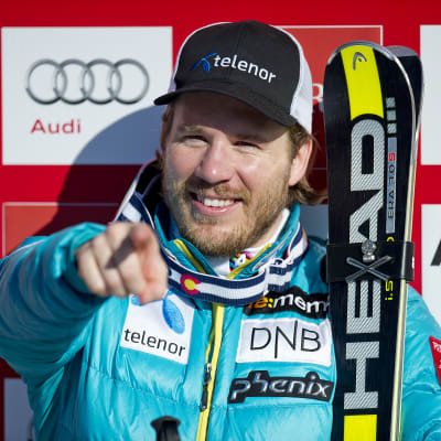 Kjetil Jansrud vann världscupen i super-G 2014-2015.