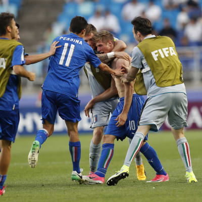 Luca Vido sköt Italien till semifinal vid U20 VM.