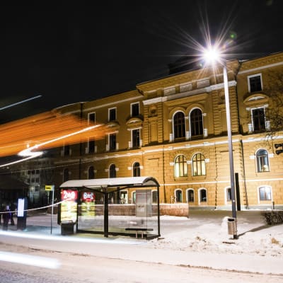 Bussipysäkki.