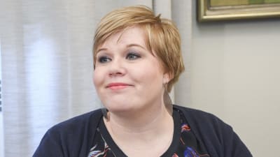 Centerpolitikern Annika Saarikko fotograferad den 15 mars i Helsingfors.