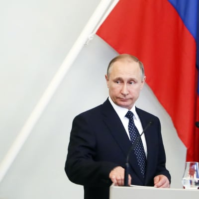 Finlands president Sauli Niinistö och Rysslands president Vladimir Putin i Nyslott på sin presskonferens den 27 juli 2017.