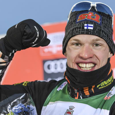 Iivo Niskanen firar.