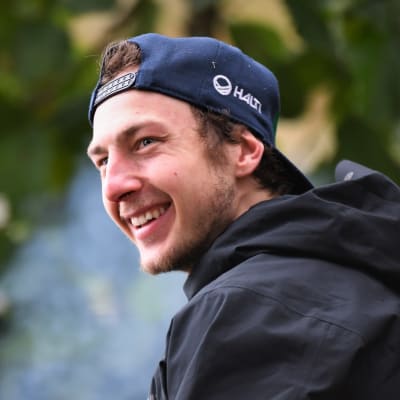 Ilkka Herola på fågeljakt i Puolanka hösten 2020.