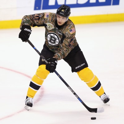 Joonas Kemppainen i Boston Bruins.