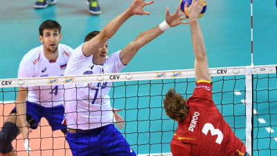Ryssland mot Belgien i volleyboll.