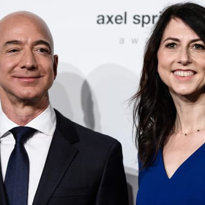 Amazons ägare Jeff Bezos och ex-hustrun MacKenzie Bezos.