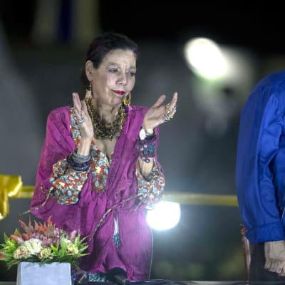 Varapresidentti Rosario Murillo ja hänen miehensä, presidentti Daniel Ortega maaliskuussa 2019.