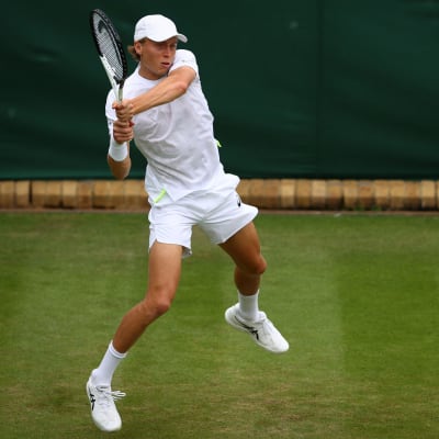 Emil Ruusuvuori i Wimbledon.