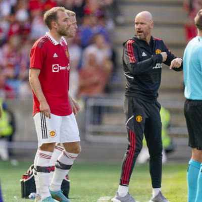 Christian Eriksen bredvid Erik ten Hag.