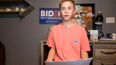 13-årige Brayden Harrington har liksom Joe Biden lidit av stamning när han träffade Joe Biden under presidentkampanjen 2020. I augusti var Harringtonen av talarna på demokraternas (virtuella) partikonvent.