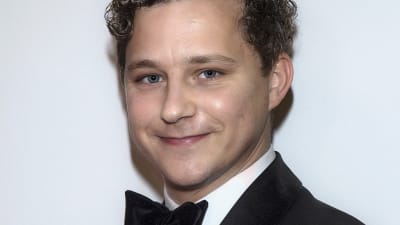 Charlie Gustafsson poserar på Guldbaggegalan 2018.