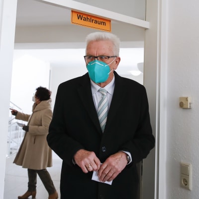 Winfried Kretschmann röstar.