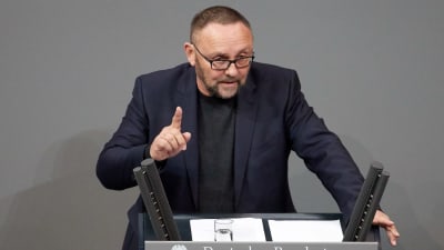 Den tyska AfD-politikern Frank Magnitz talar i tyska parlamentet.