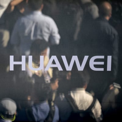 Kina kräver att Huaweichef friges i Kanada