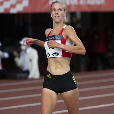 Juoksija Camilla Richardsson kuvattuna Kalevan kisoissa.
