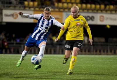 Wilma Sjöholm i närkamp.