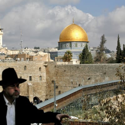 Vid klagomuren i Jerusalem