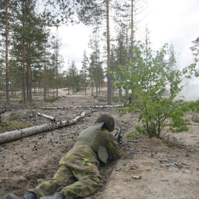 Stridsövning vid Niinisalo garnison.