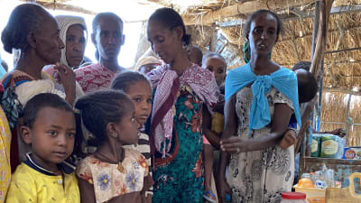 Kvinnor från Tigray i ett flyktingläger i Sudan i april i år.