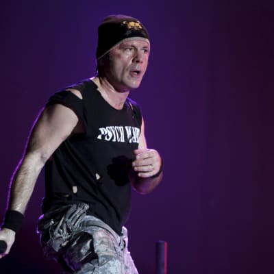 bruce dickinson