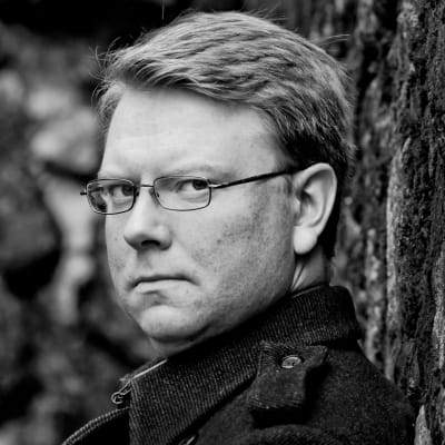Rikoskomisario, kirjailija Mikko Porvali