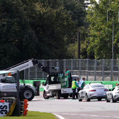 Obehaglig olycka i Monza i F3-serien.