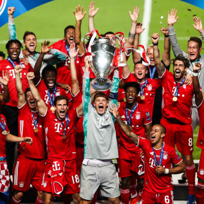 Bayern München firar Champions League-titeln.