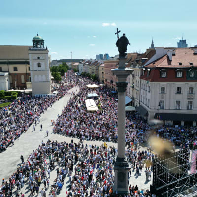 Massdemonstration i Warszawa, Polen 4.6.2023.