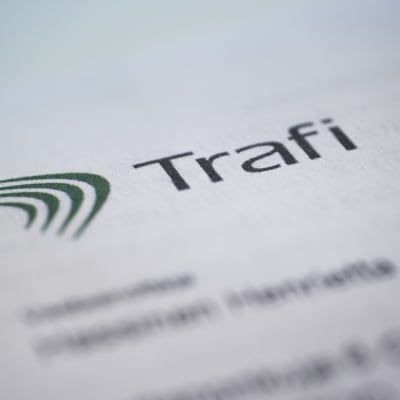 Trafiksäkerhetsverket Trafis logotyp och ordet Trafi på vit botten