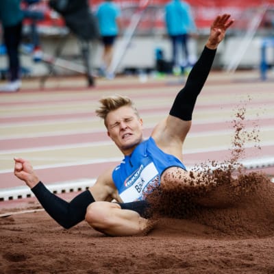 Kristian Bäck hoppar längd, PNG 2017.