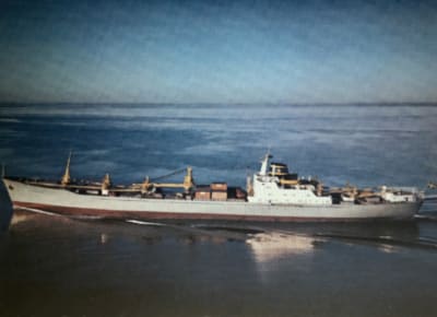 Rahtilaiva M/S Santos, jolla Sixten Korkman oli töissä lukioikäisenä.