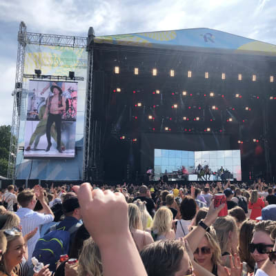 Olavi Uusivirta keikalla Ruisrockissa 2022. 