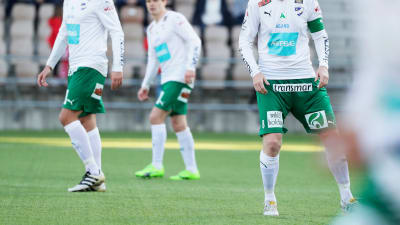 Kristian Kojola, Albin Granlund och Jani Lyyski laddar för Champions League-lottning.