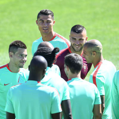 Cristiano Ronaldo och hans Portugal är redo för nationens andra EM-final. I den första föll laget med 0-1 mot Grekland för tolv år sedan.