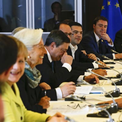 EU-ledarna diskuterar Greklandskrisen.