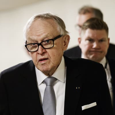  Presidentti Martti Ahtisaari yleisölehterillä vuoden 2018 valtiopäivien avajaisissa eduskunnassa Helsingissä.