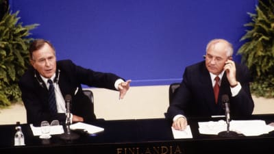 George Bush och Michail Gorbchev i Helsingfors 1990.