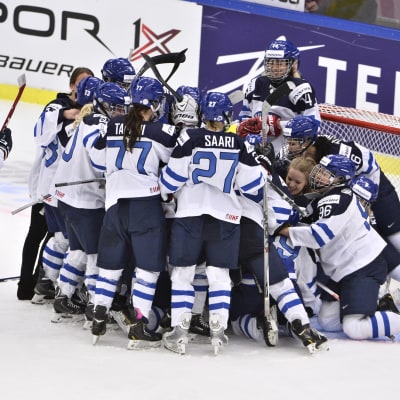 Finlands damlandslag får mindre bonus för VM-medaljer än herrarna.