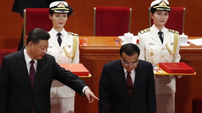 Kinas ledare Xi Jinping (t.v.) och premiärminister Li Keqiang.