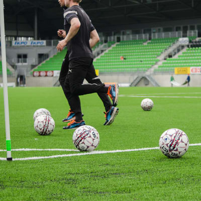 Vps tränar inför första matchen på nya stadion.
